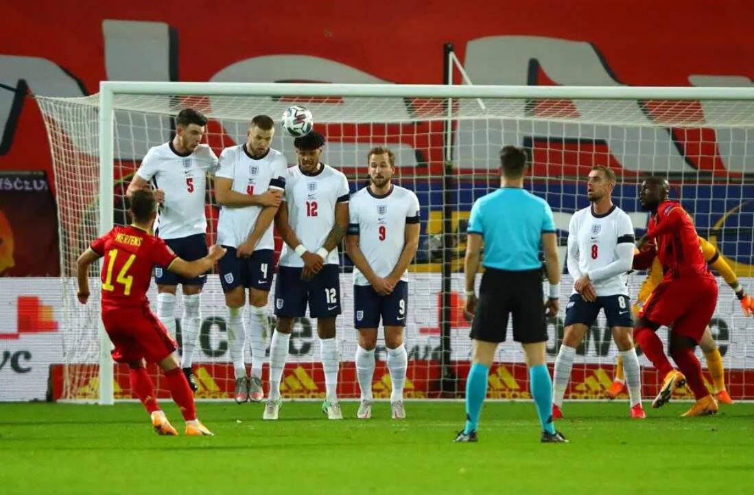 包含比利时大胜爱尔兰：欧锦赛资格赛引热辩的词条