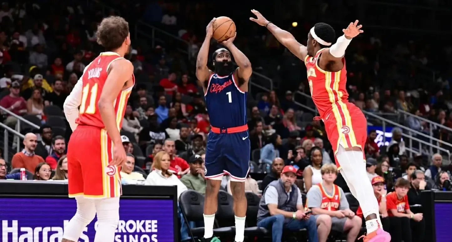 哈登连续十五场比赛得分超过败北，巴黎圣日耳曼挑战极限！